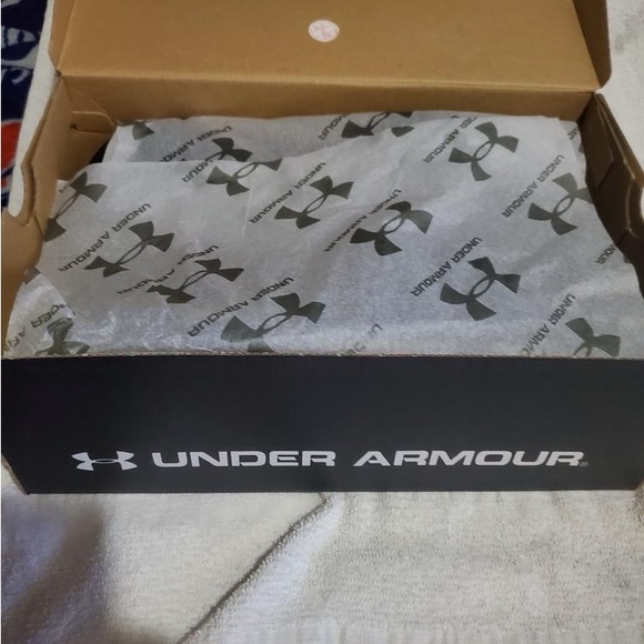 Under Armour surge 3 triple black - Picture 3 of 7